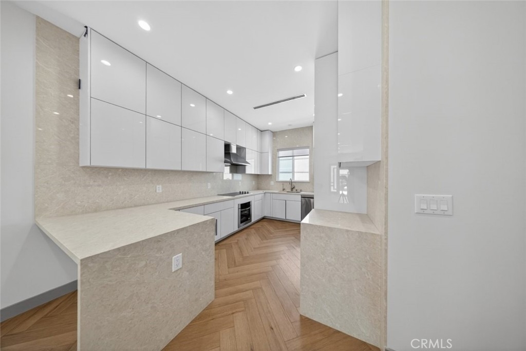 10843 Cantara Street - Photo 6