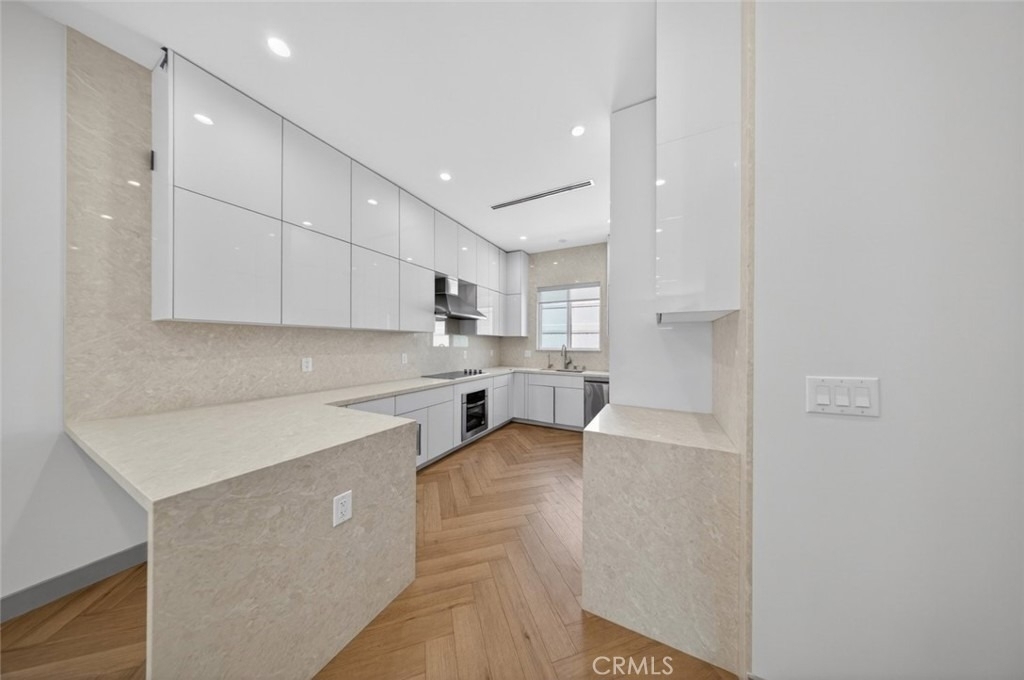 10843 Cantara Street - Photo 7