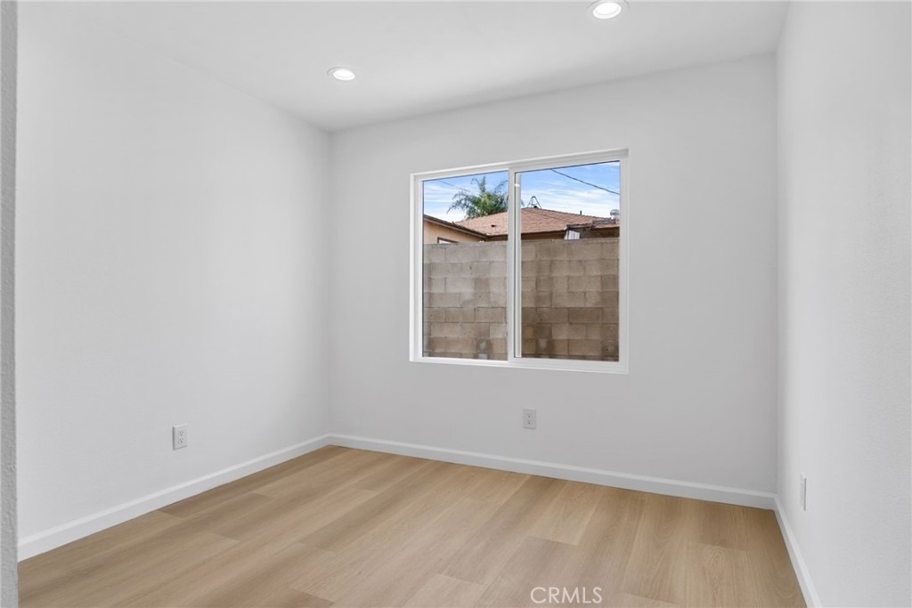 4747 Pixie Ave - Photo 6