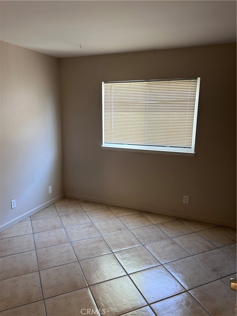 1271 N Emogene Street - Photo 7