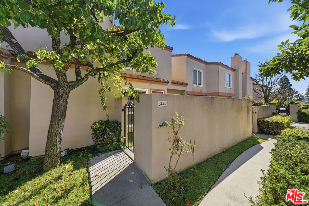 3442 Del Amo Boulevard - Photo 24