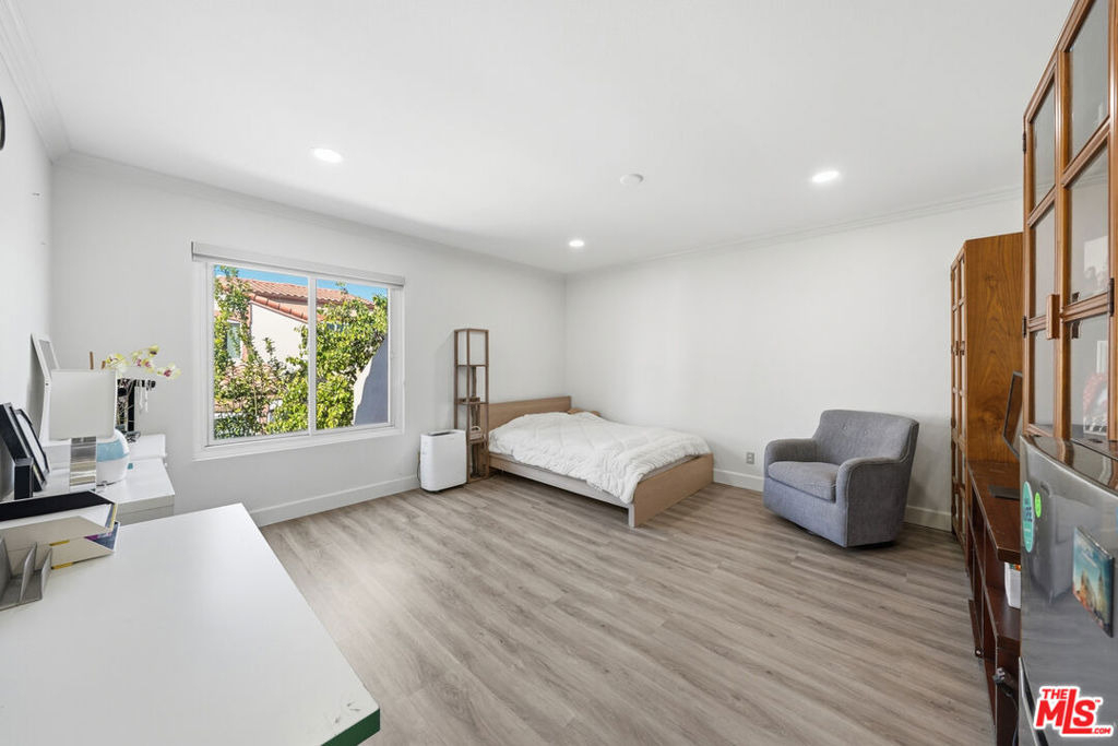 3442 Del Amo Boulevard - Photo 5