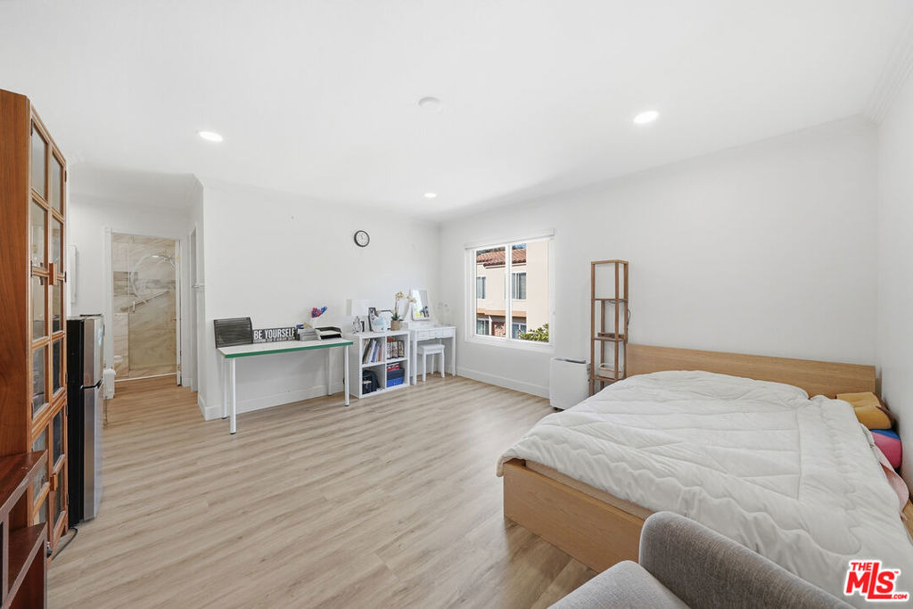 3442 Del Amo Boulevard - Photo 6