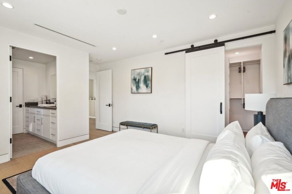 731 N Curson Avenue - Photo 49