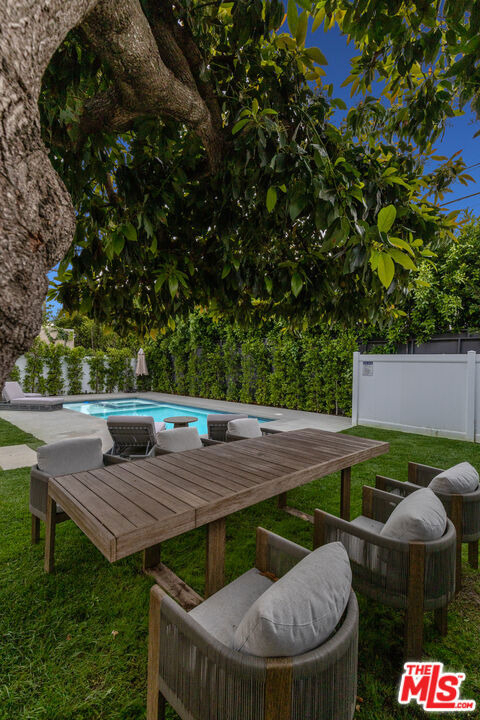 731 N Curson Avenue - Photo 70