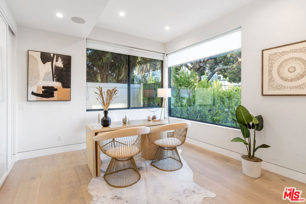 731 N Curson Avenue - Photo 57