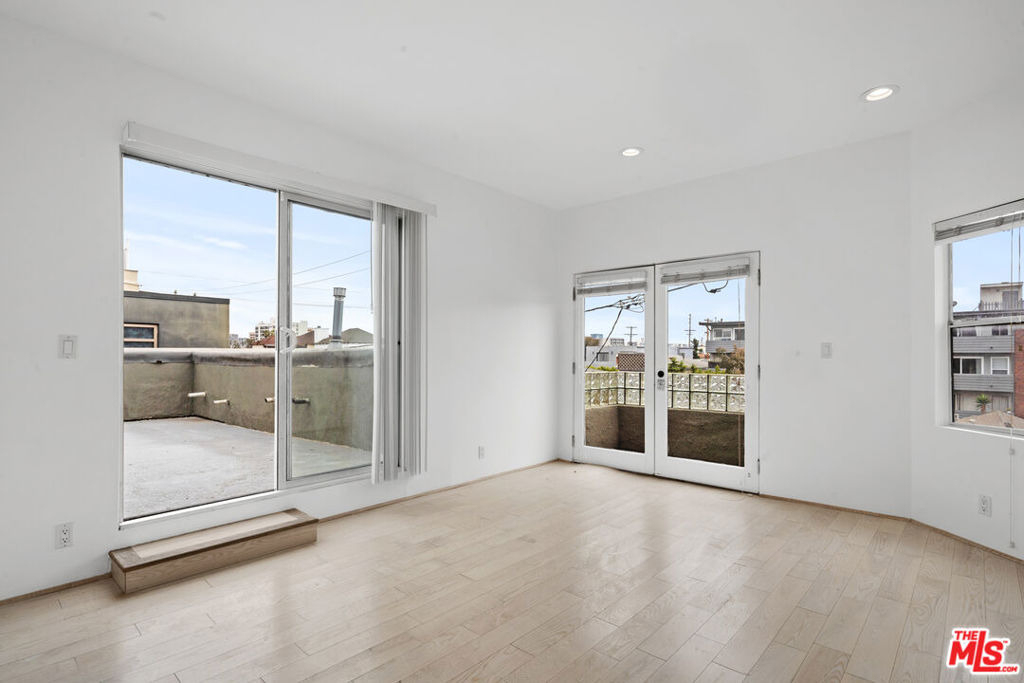 20 28th Avenue - Photo 6