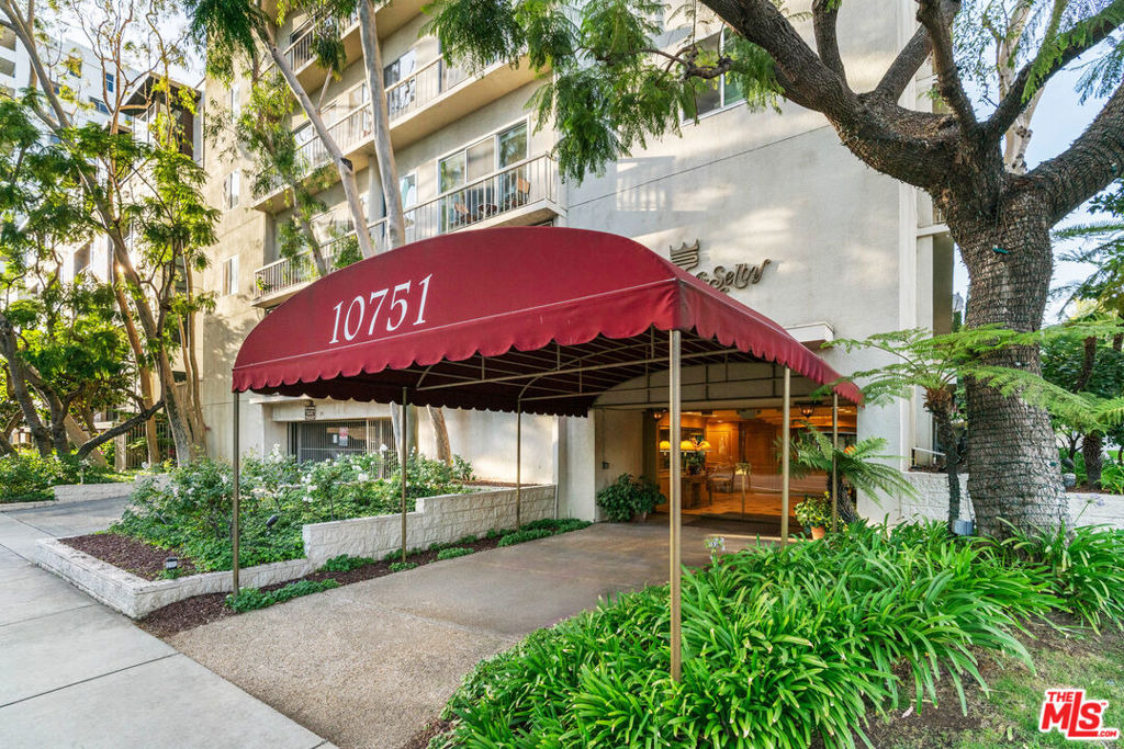 10751 Wilshire Boulevard - Photo 8