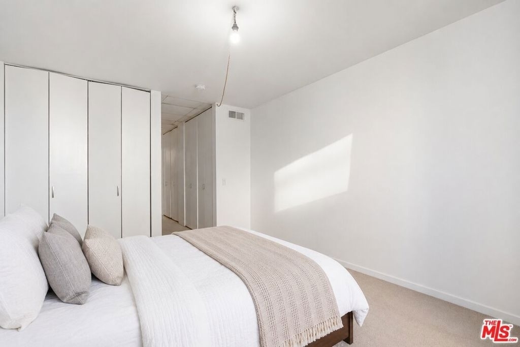10751 Wilshire Boulevard - Photo 5