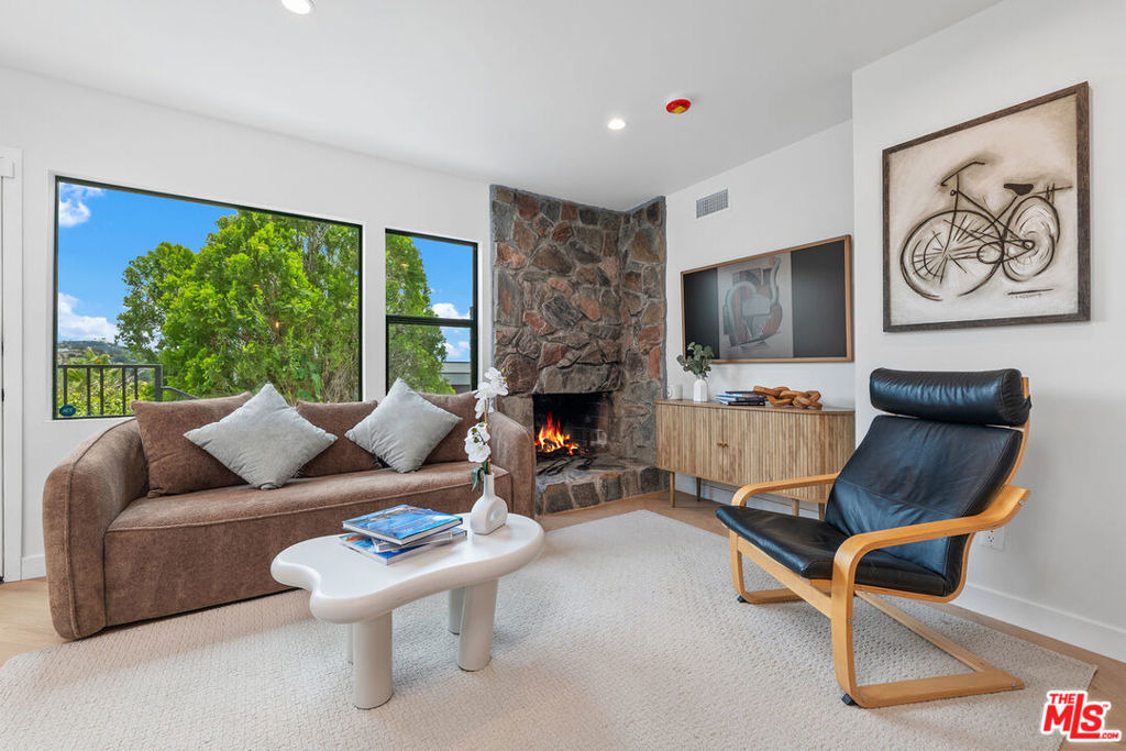 2045 Paramount Drive - Photo 8