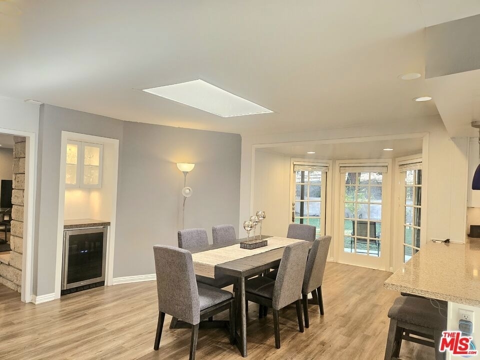 5904 Laramie Avenue - Photo 2
