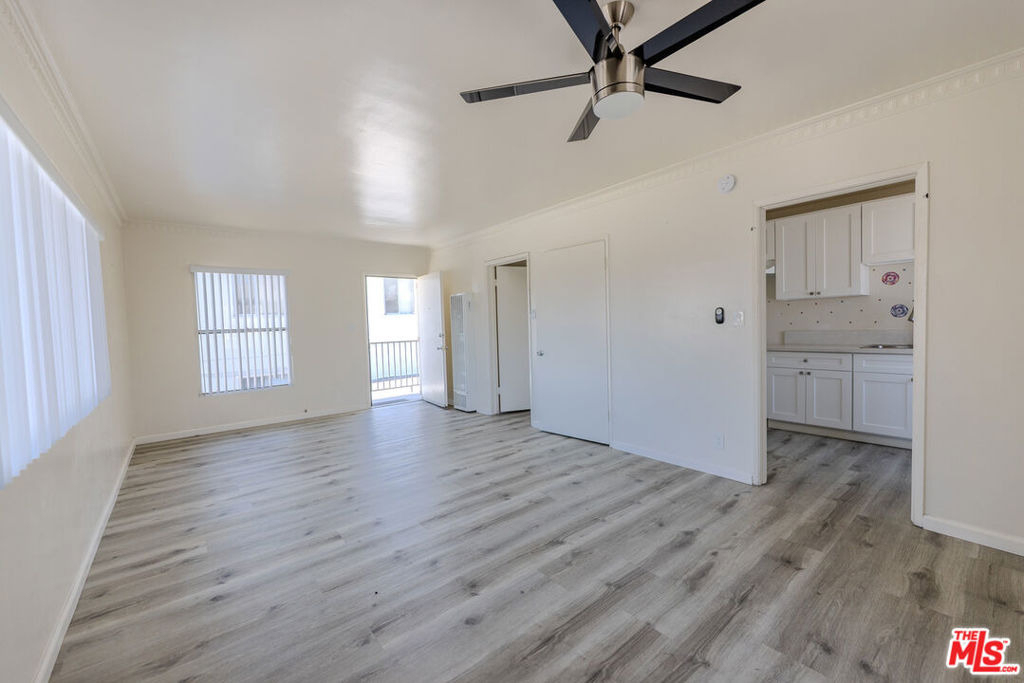 4119 Marlton Avenue - Photo 2