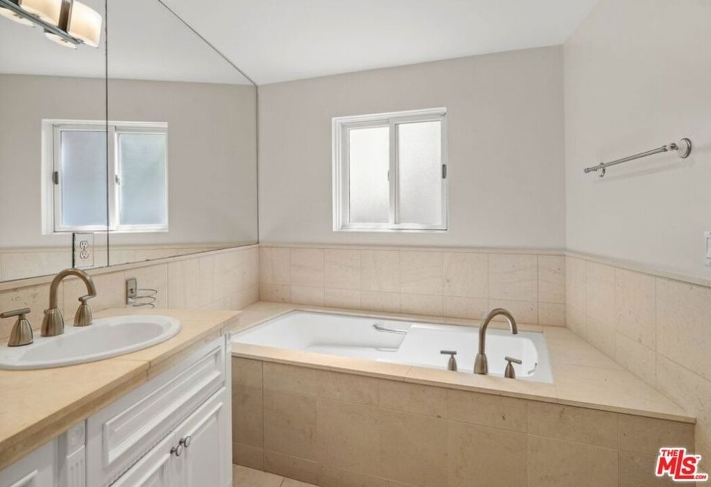 10616 Kinnard Avenue - Photo 23