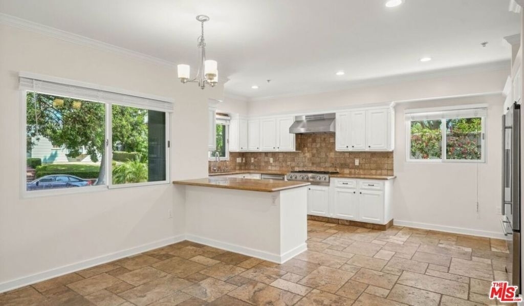 10616 Kinnard Avenue - Photo 3