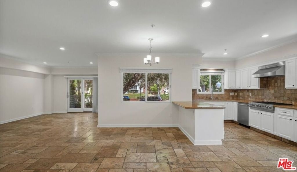 10616 Kinnard Avenue - Photo 1