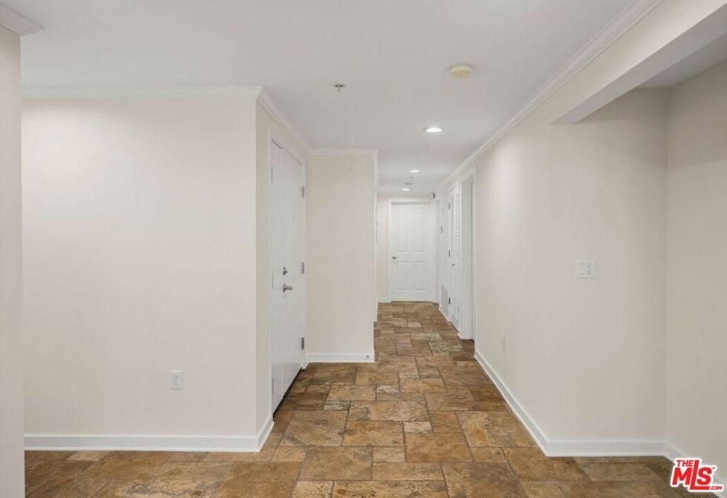 10616 Kinnard Avenue - Photo 15