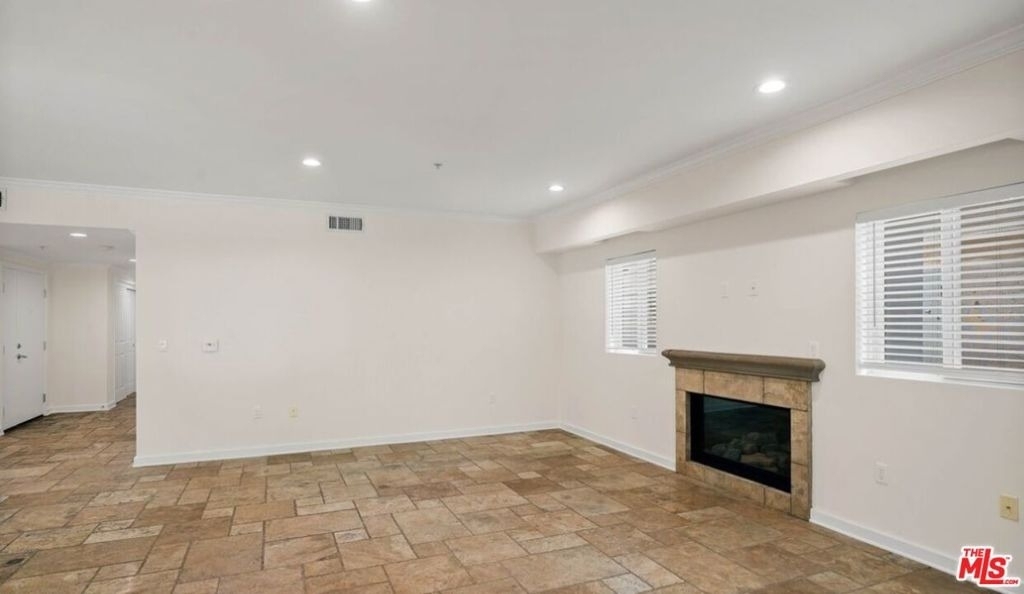 10616 Kinnard Avenue - Photo 10