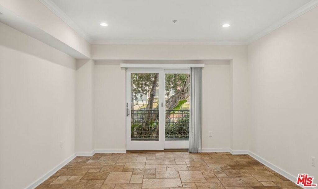 10616 Kinnard Avenue - Photo 5
