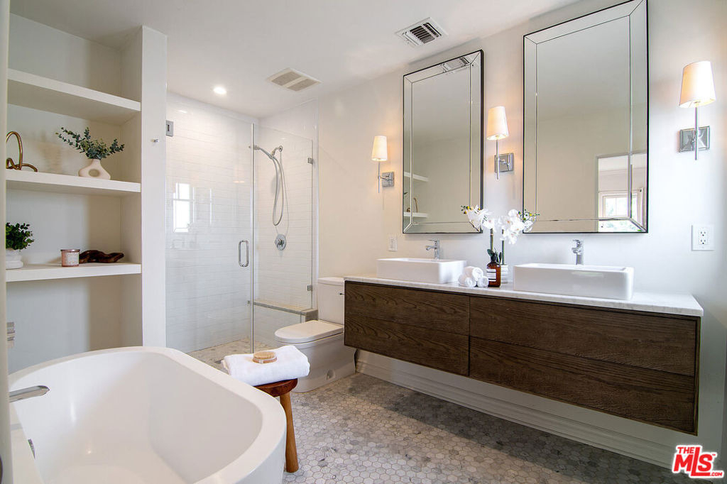 450 N Orange Drive - Photo 26
