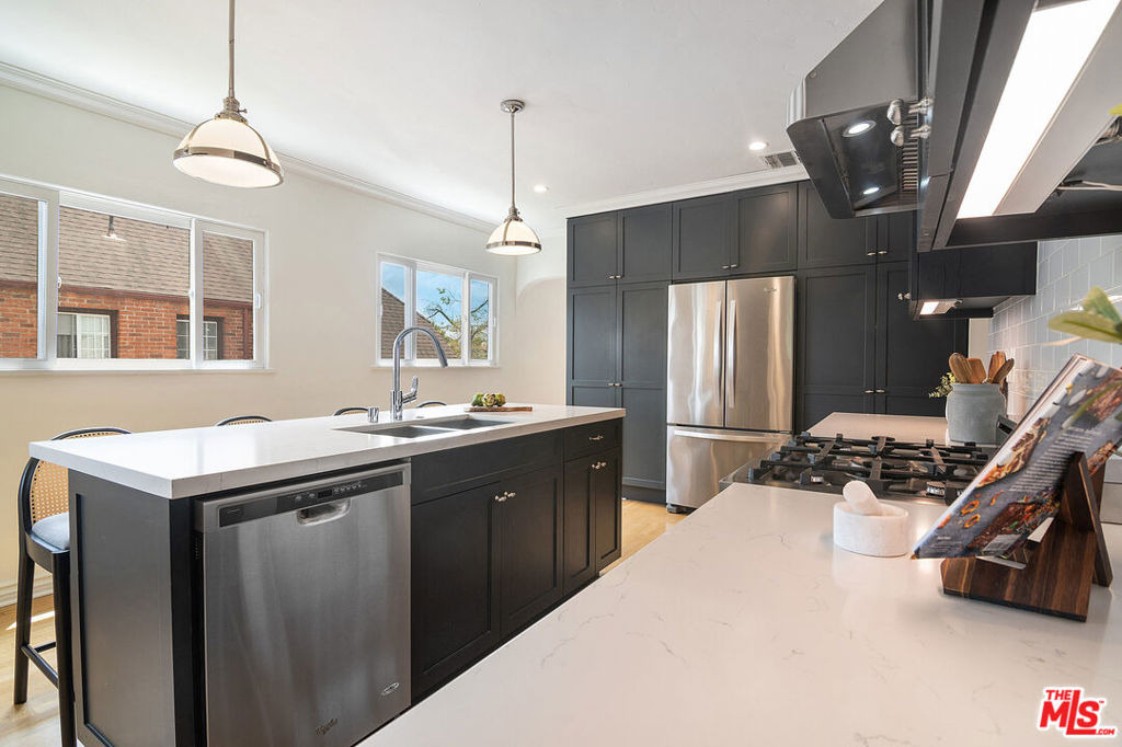 450 N Orange Drive - Photo 21