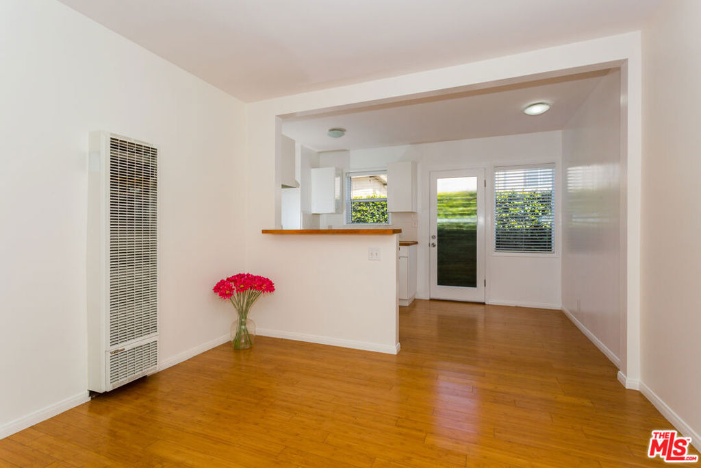 2410 Abbot Kinney Boulevard - Photo 2