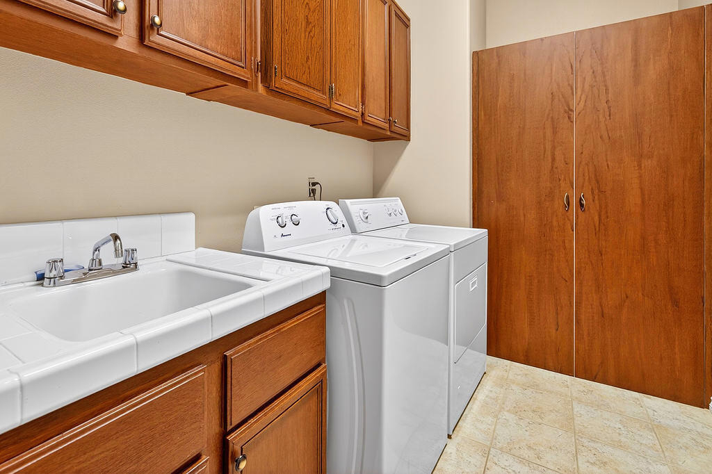 128 Kavenish Drive - Photo 11