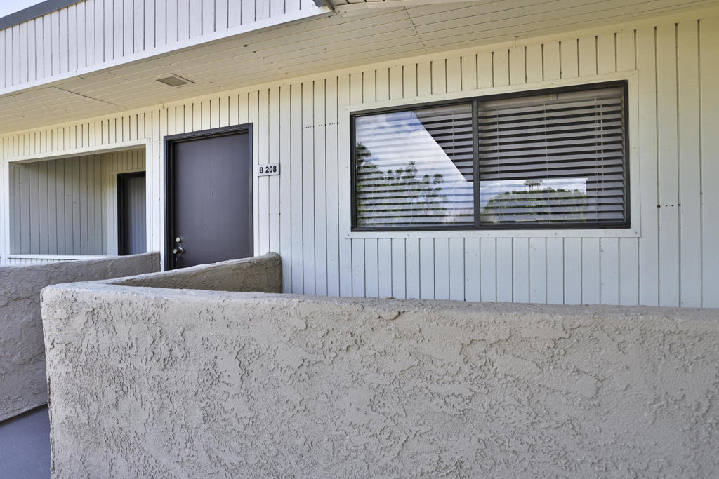 2820 N Arcadia Court - Photo 7