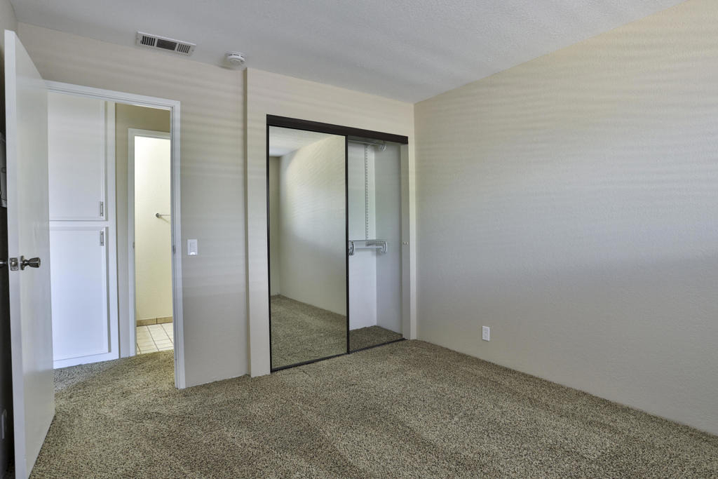2820 N Arcadia Court - Photo 14