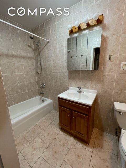 Church Avenue - Photo 12