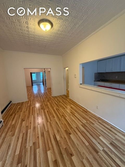 Church Avenue - Photo 2