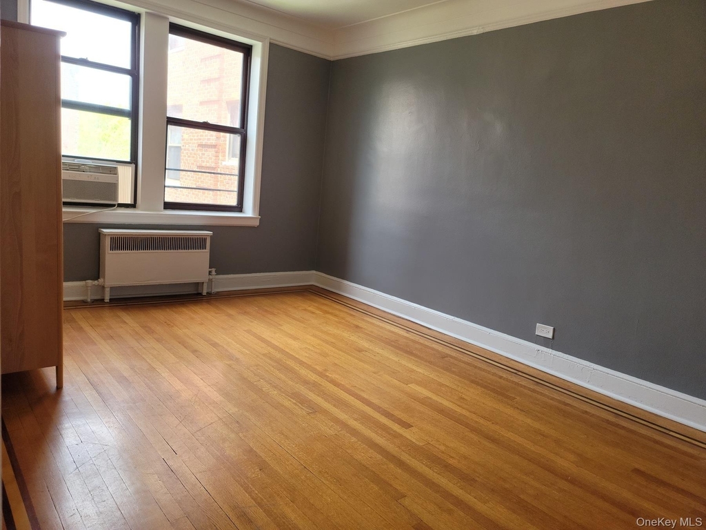 1 Broad Parkway - Photo 16