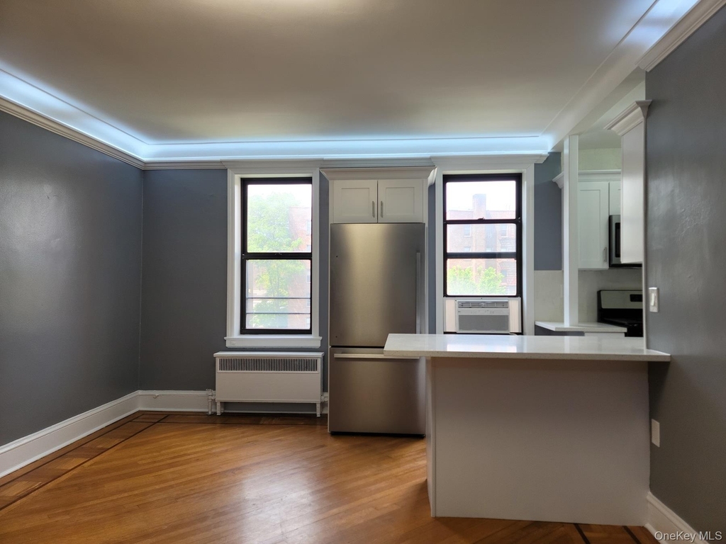 1 Broad Parkway - Photo 11