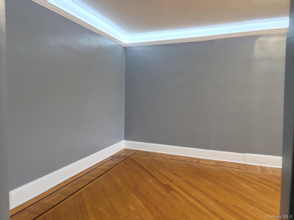 1 Broad Parkway - Photo 2