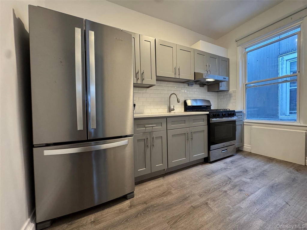 145 Tulip Avenue - Photo 9