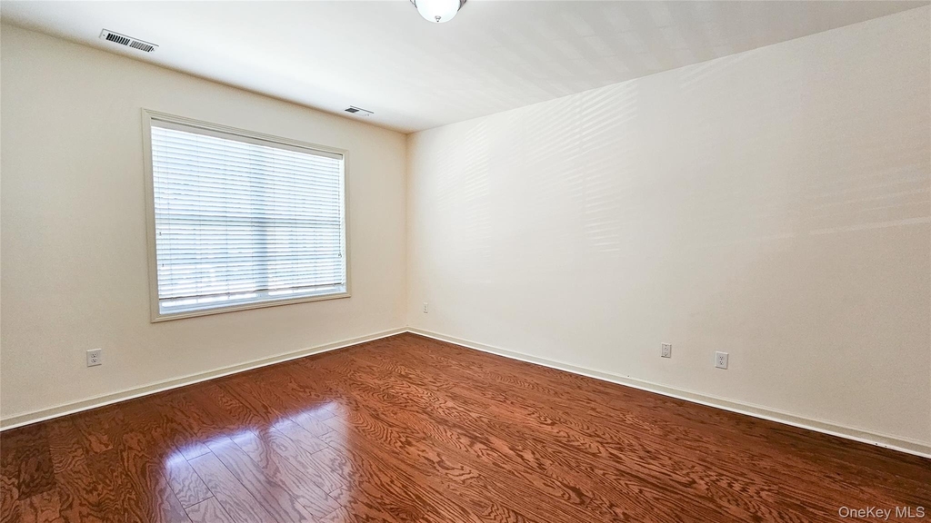 306 Canter Court - Photo 3