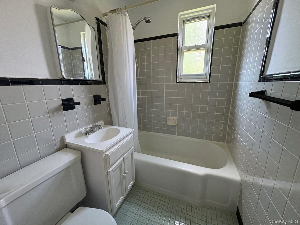 263-45 73rd Avenue - Photo 6