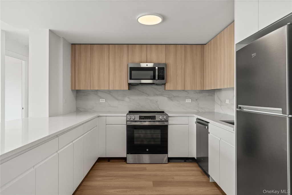 10 Lyon Place - Photo 4