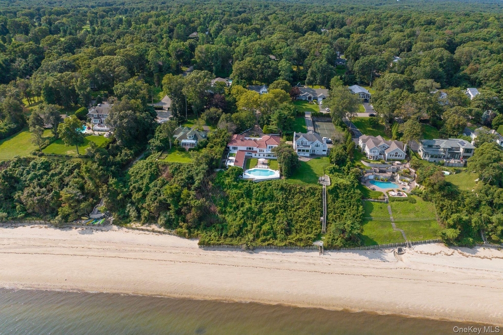 10 Beach Hill Drive - Photo 1