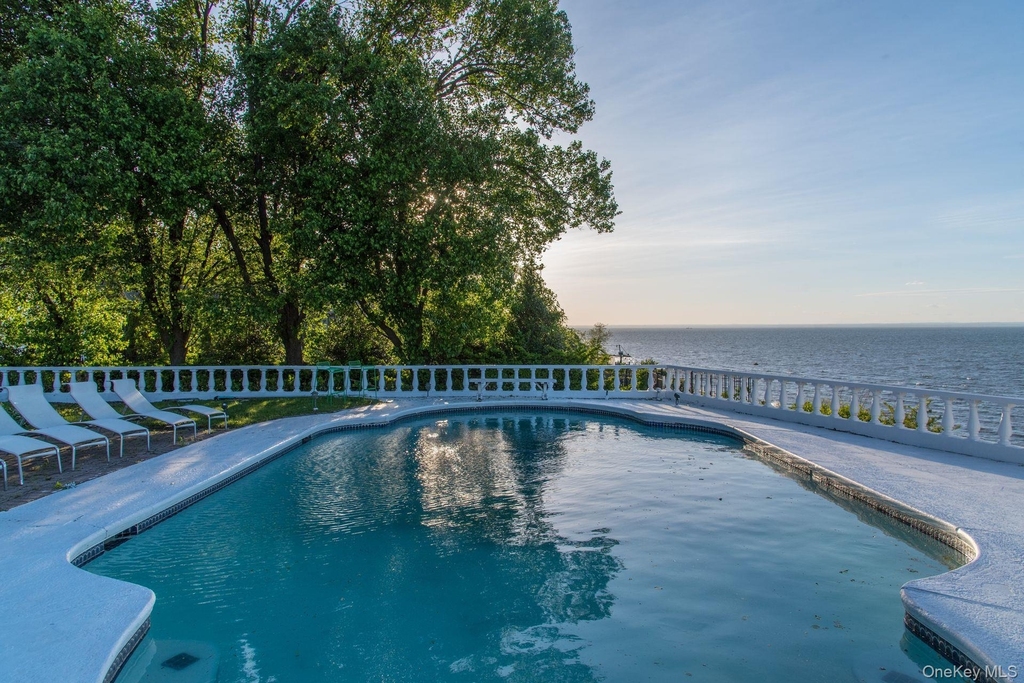 10 Beach Hill Drive - Photo 34