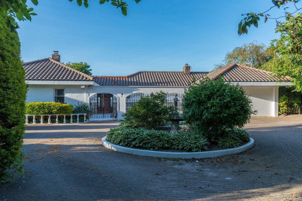 10 Beach Hill Drive - Photo 4