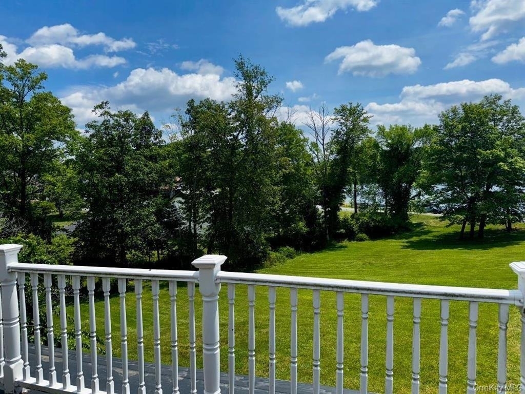 8 Lake Avenue - Photo 29