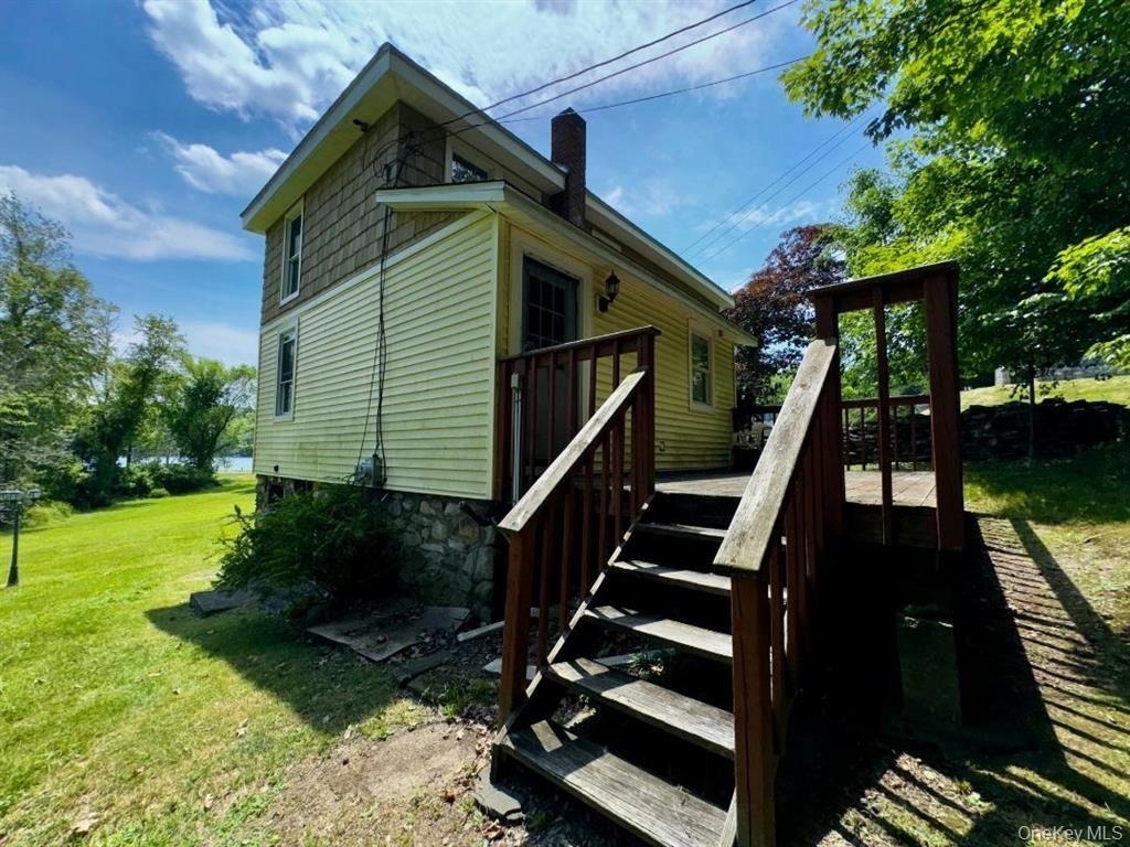 8 Lake Avenue - Photo 9