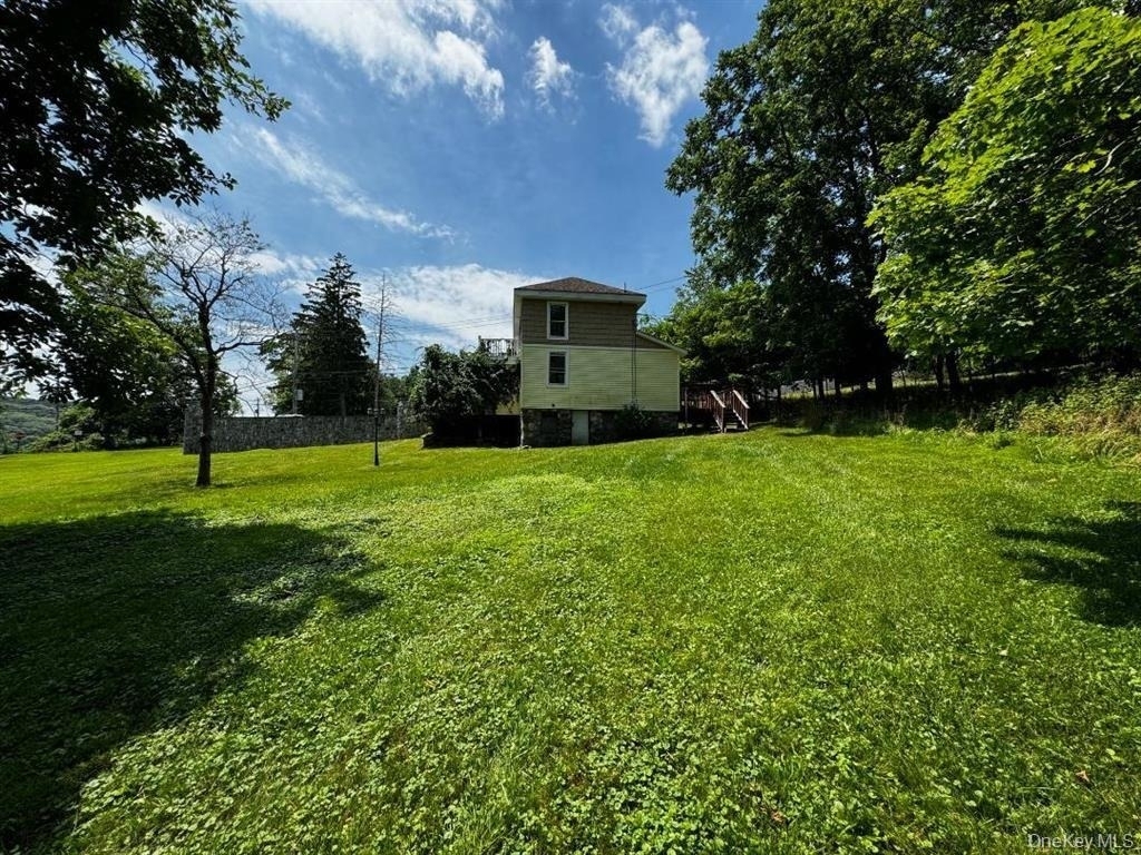 8 Lake Avenue - Photo 6