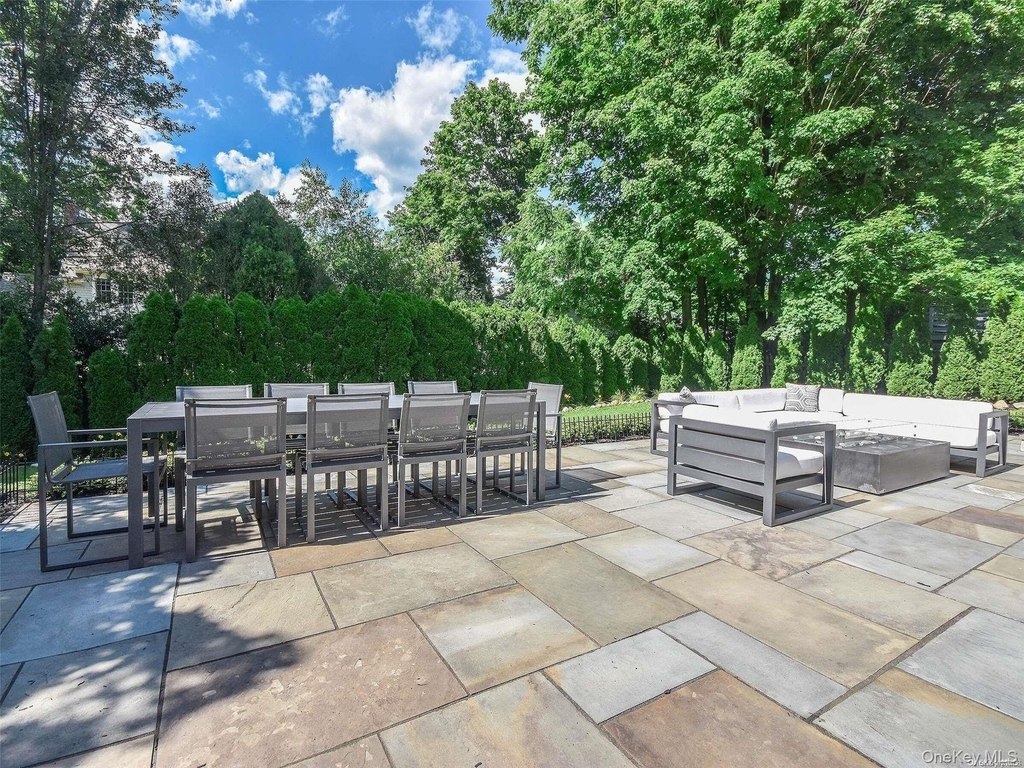 79 Reid Avenue - Photo 26