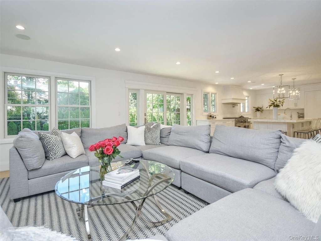 79 Reid Avenue - Photo 13
