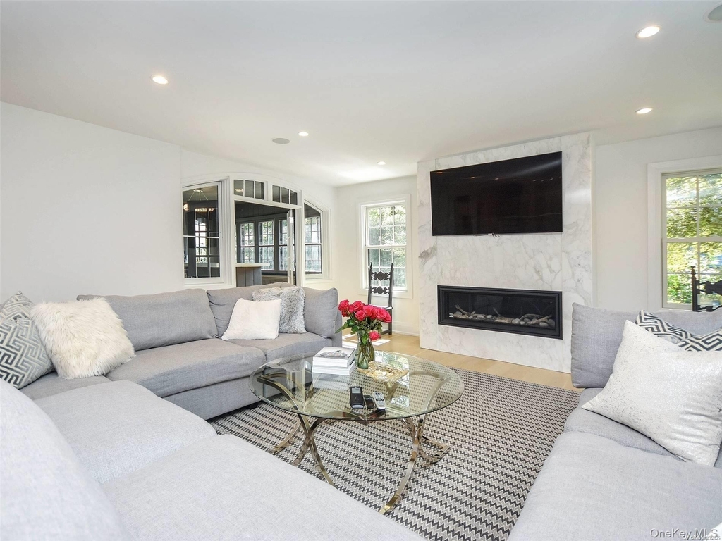 79 Reid Avenue - Photo 12