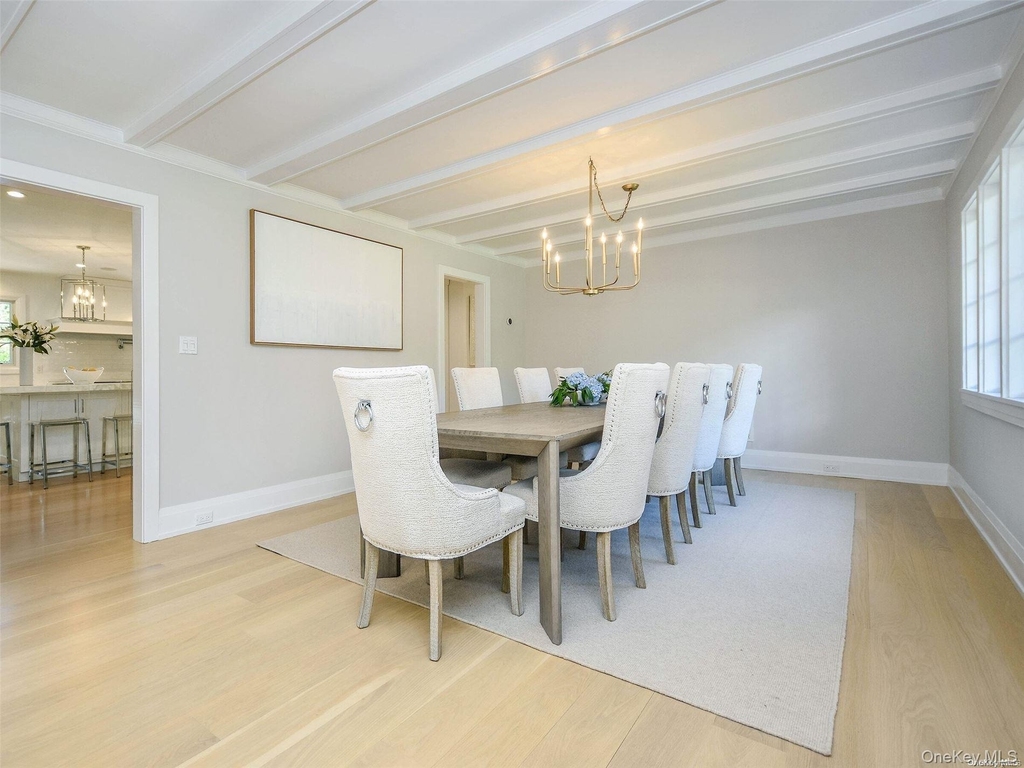 79 Reid Avenue - Photo 4