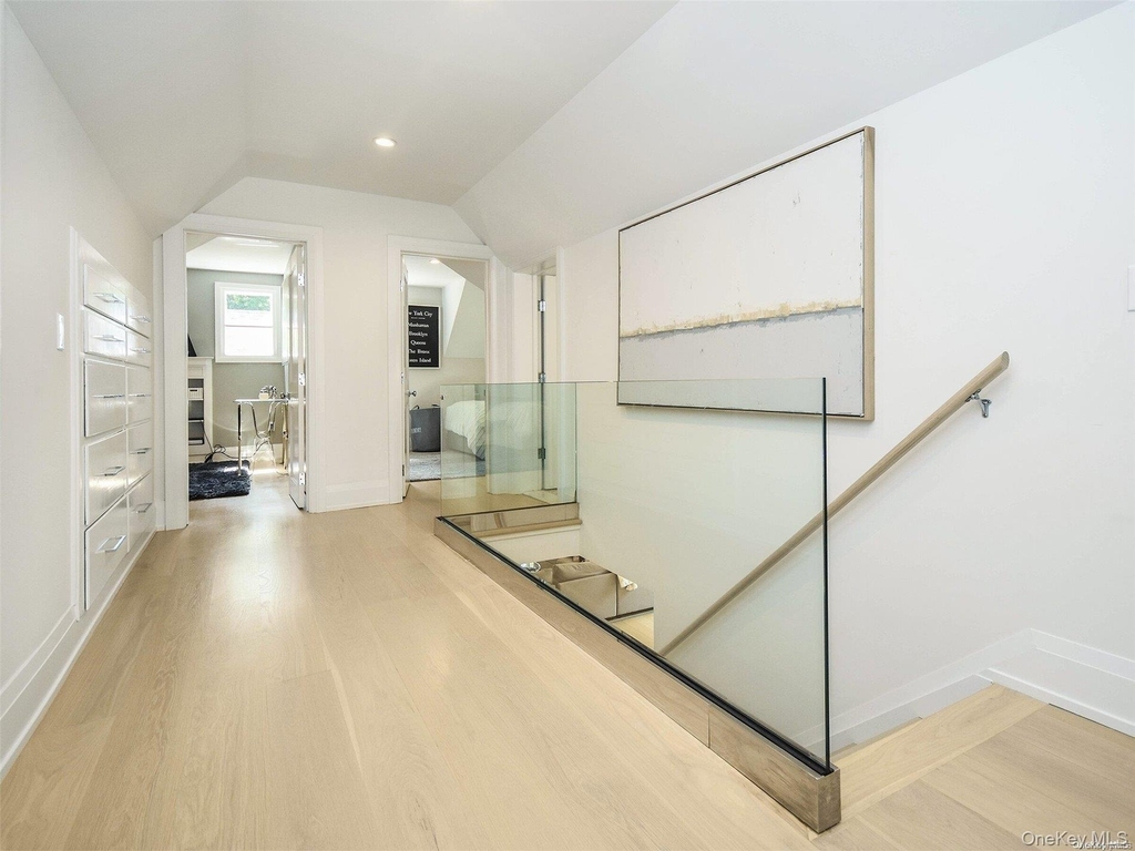 79 Reid Avenue - Photo 15