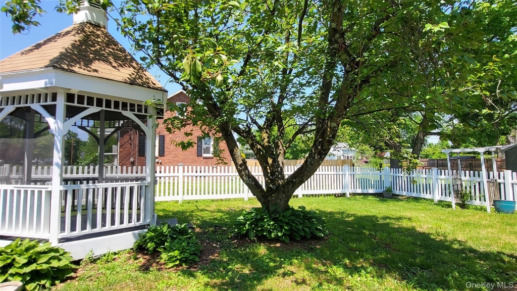 156 Doris Street - Photo 23