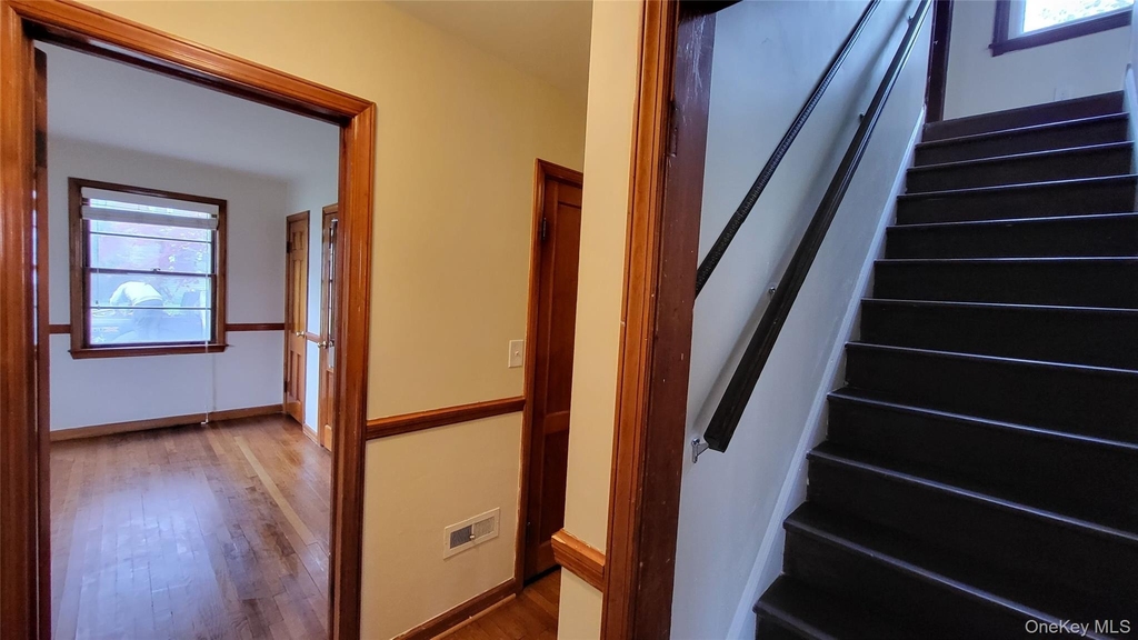 156 Doris Street - Photo 8